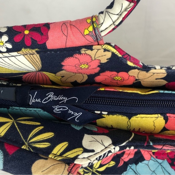 Vera Bradley Happy Snails Pocketbook - Picture 5 of 9